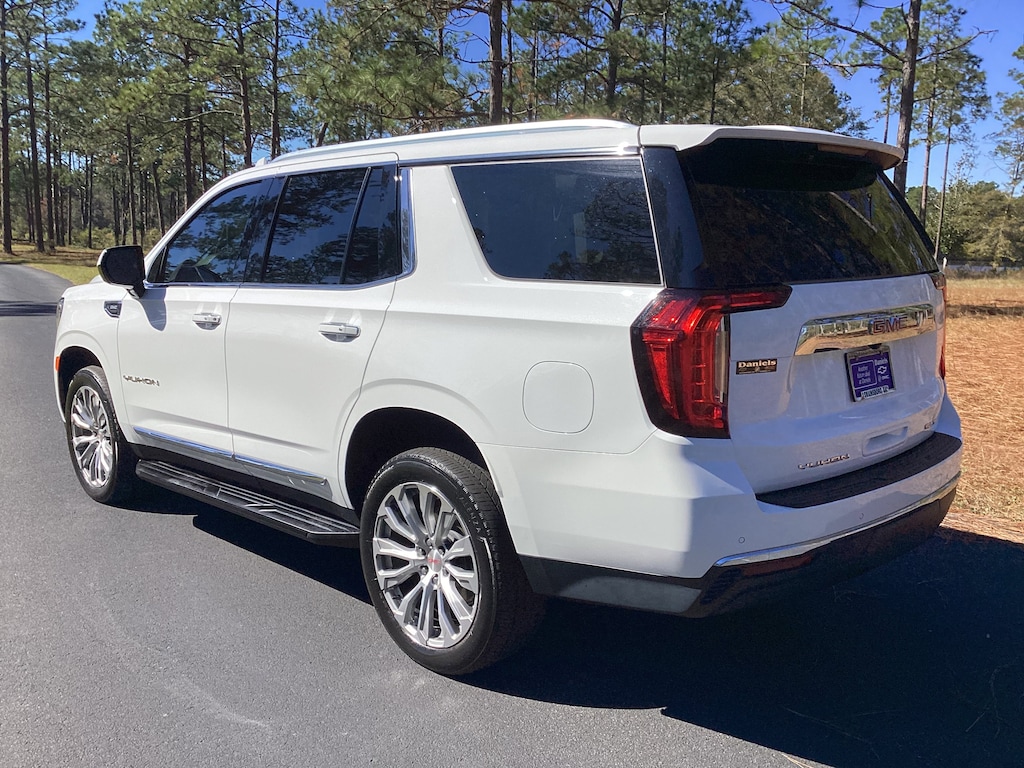 Used 2023 GMC Yukon SLT SUV