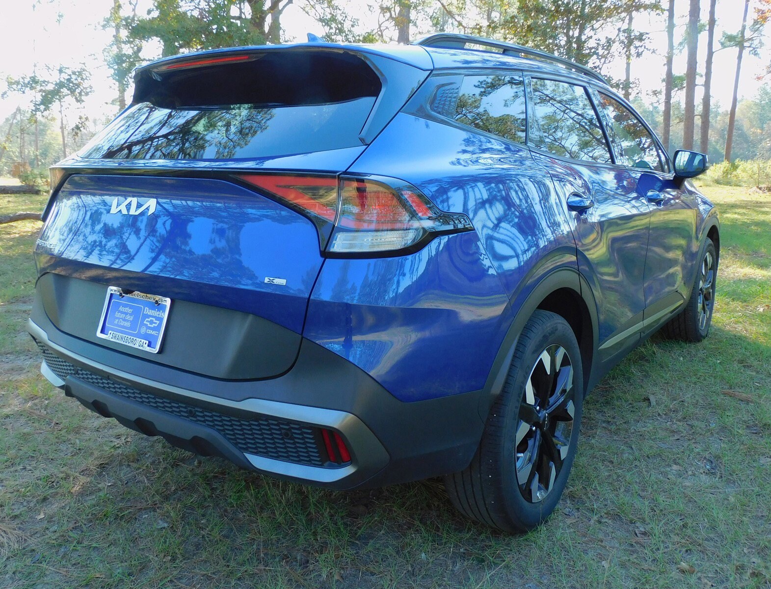 2023 Kia Sportage X-Line photo 2