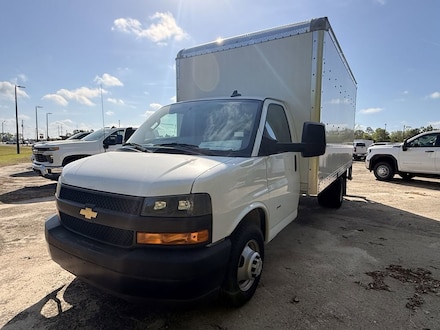 2024 Chevrolet Express Cutaway 3500 1WT Cutaway Van
