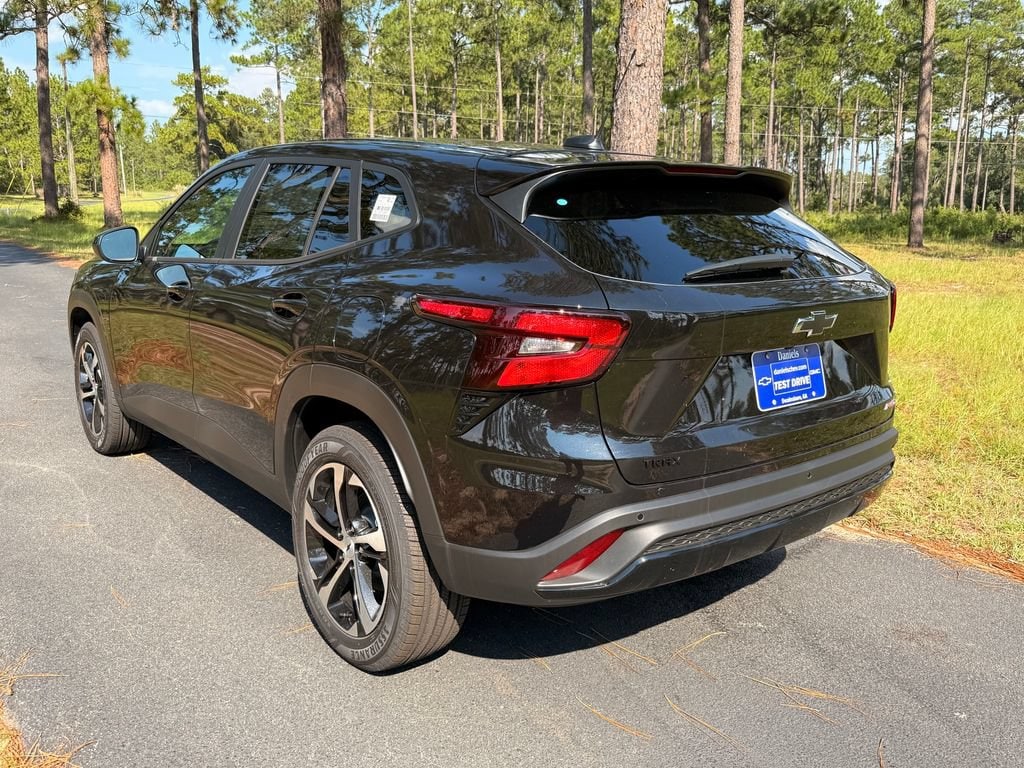 New 2026 Chevrolet Trax 1RS SUV