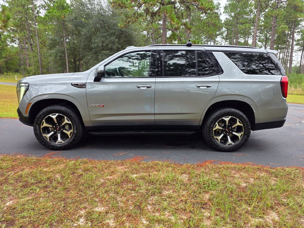 Used 2025 GMC Yukon AT4 SUV