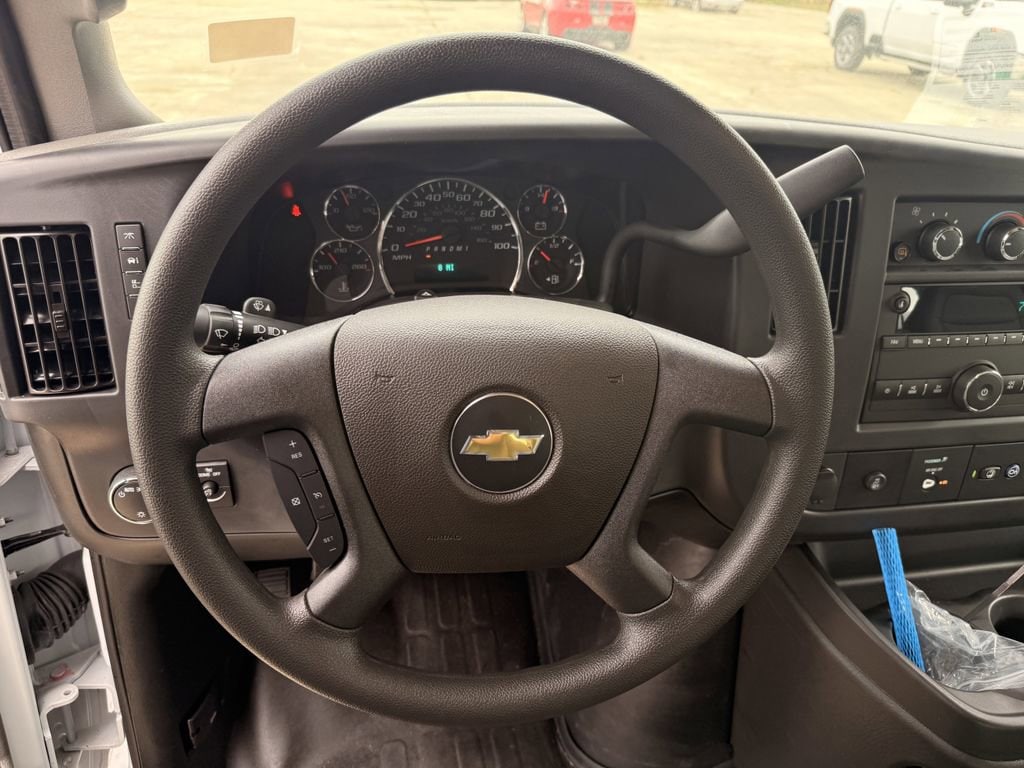 2025 Chevrolet Express Cargo Work Van - Photo 15