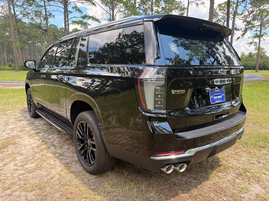 New 2025 Chevrolet Suburban Premier SUV