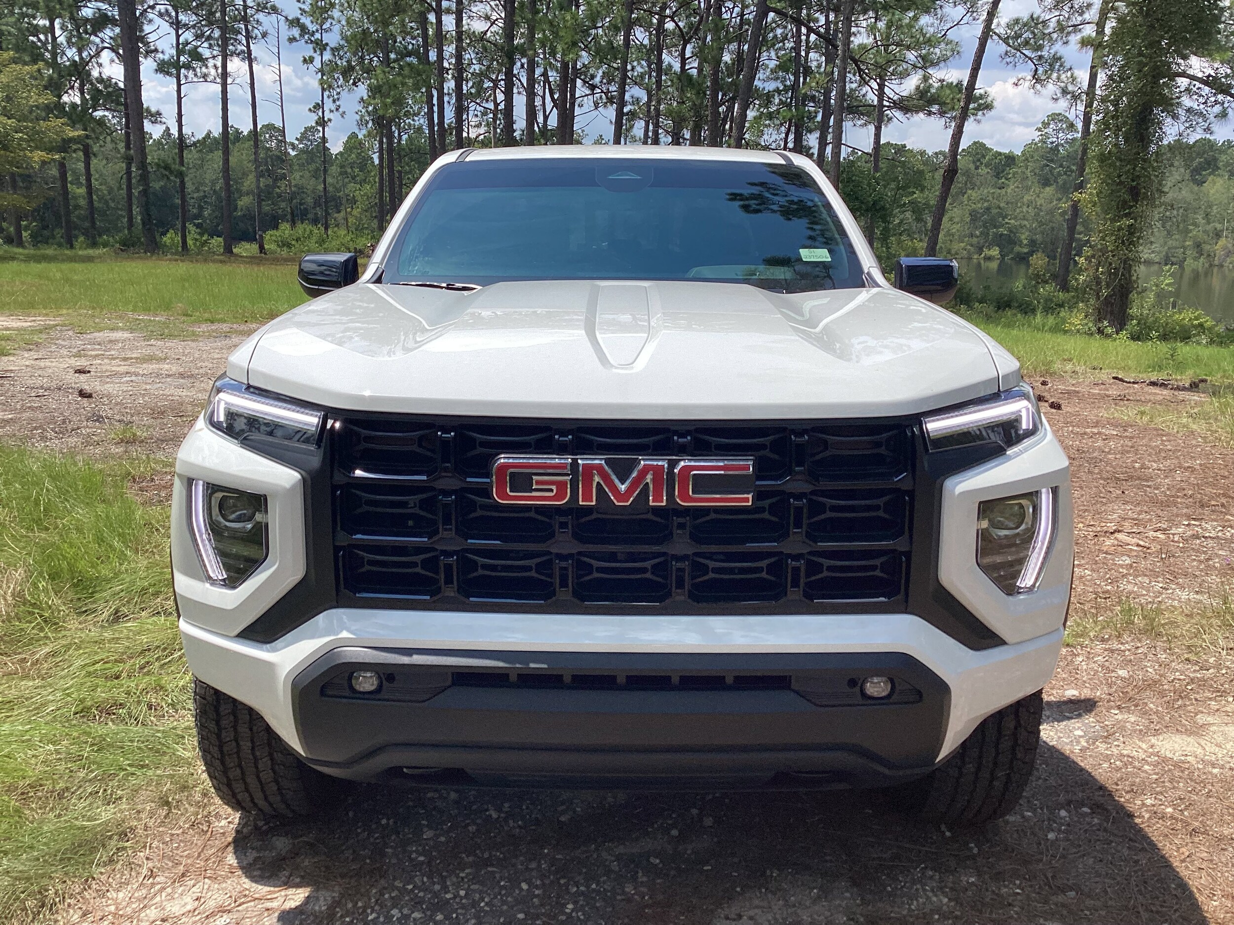 2025 Gmc Canyon Elevation photo 2