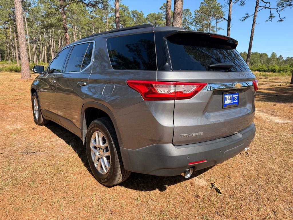 Used 2019 Chevrolet Traverse LT Cloth SUV