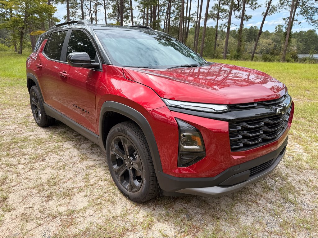 2027 Chevrolet Equinox LT - Photo 7