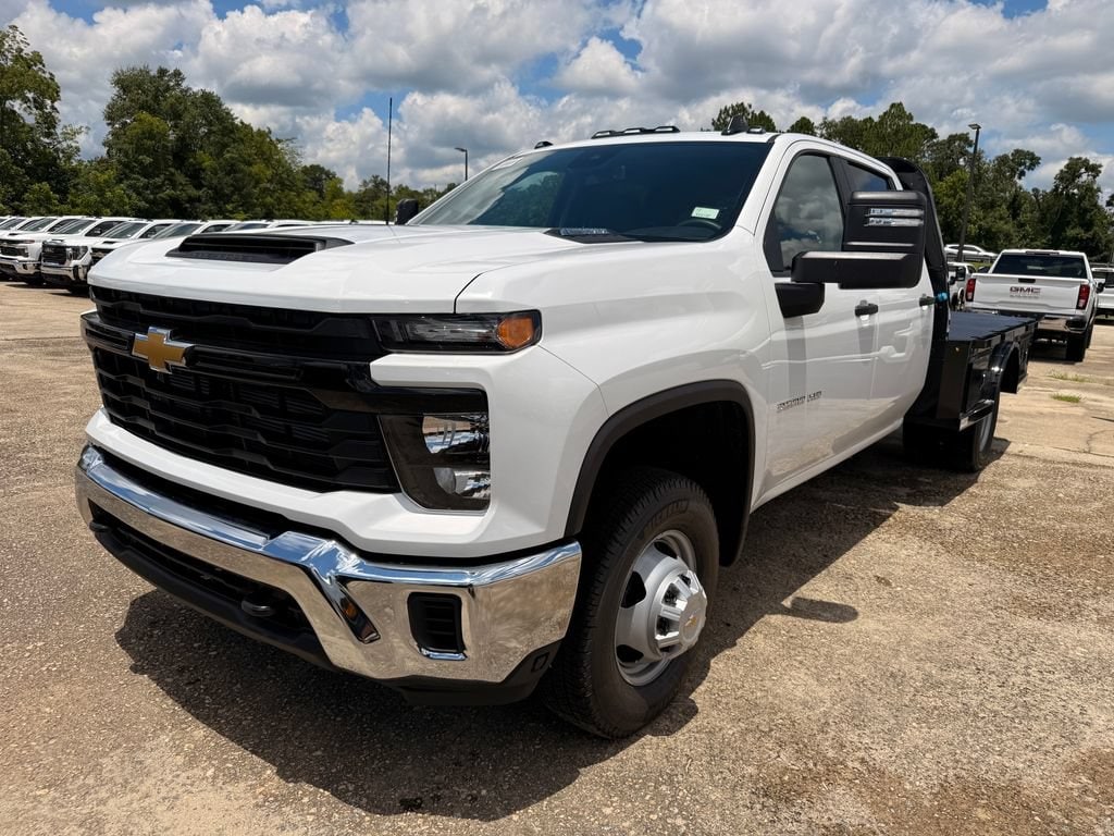 New 2026 Chevrolet Silverado 3500 HD Chassis Cab Work Truck Truck