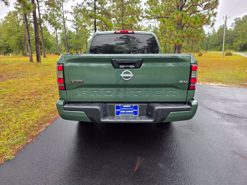 Used 2024 Nissan Frontier Crew Cab SV 4x2 Truck