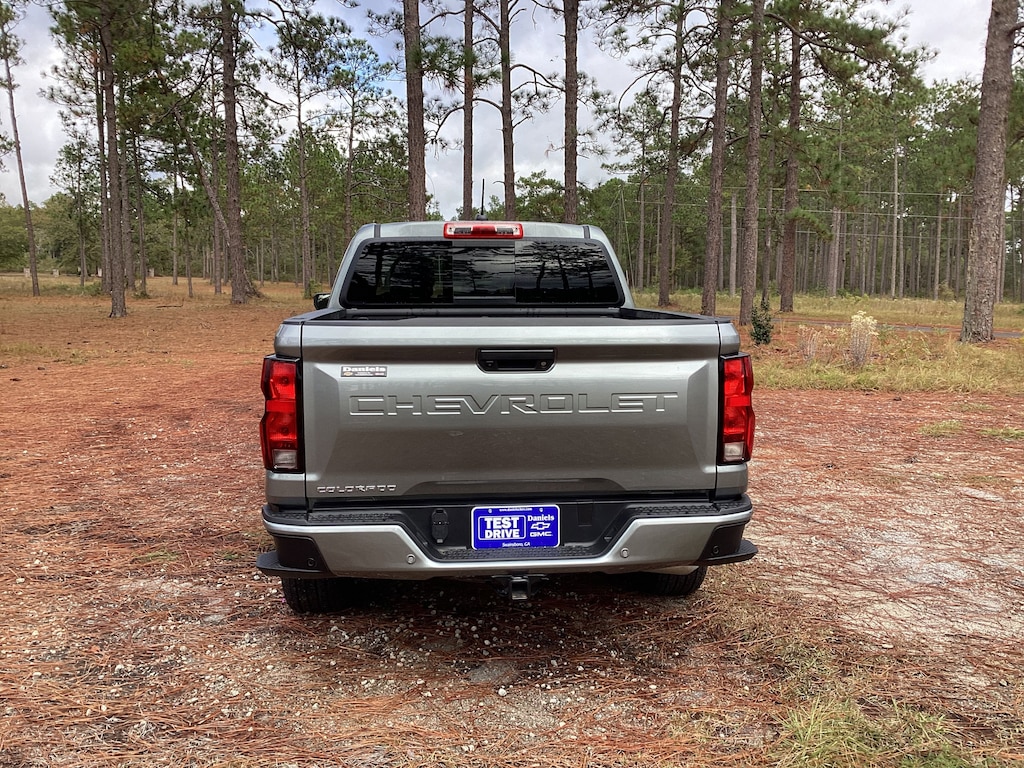 Used 2025 Chevrolet Colorado WT/LT Truck