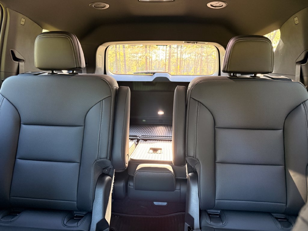 2027 Chevrolet Traverse LT - Photo 27