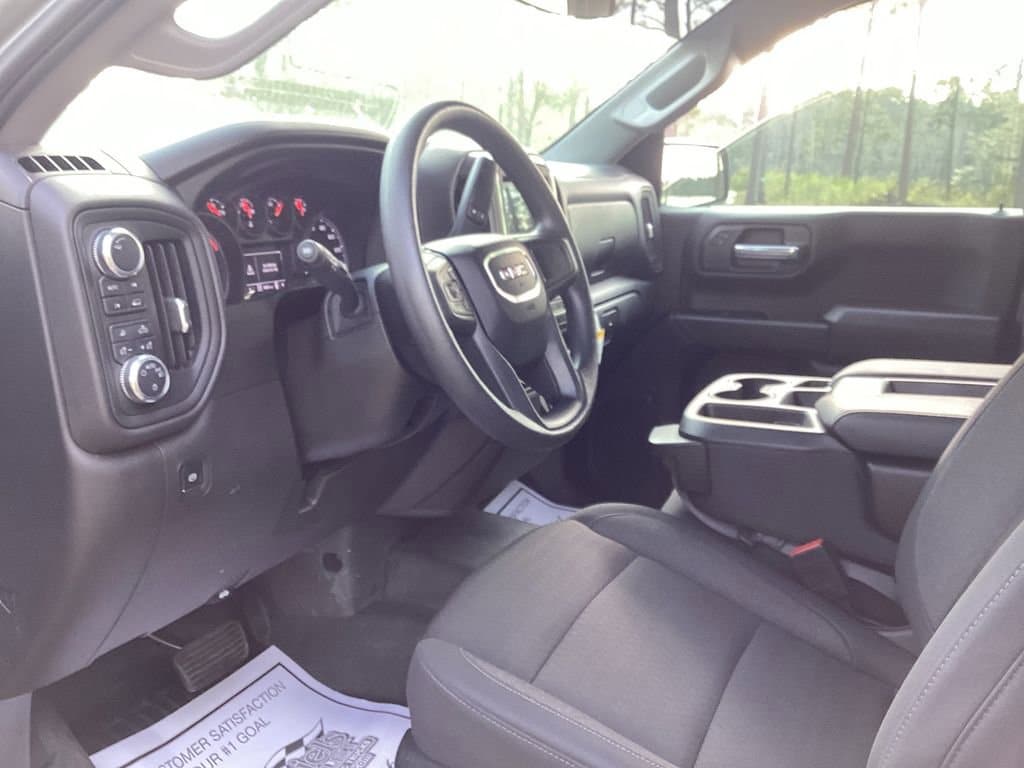 2025 GMC Sierra 1500 Pro - Photo 11