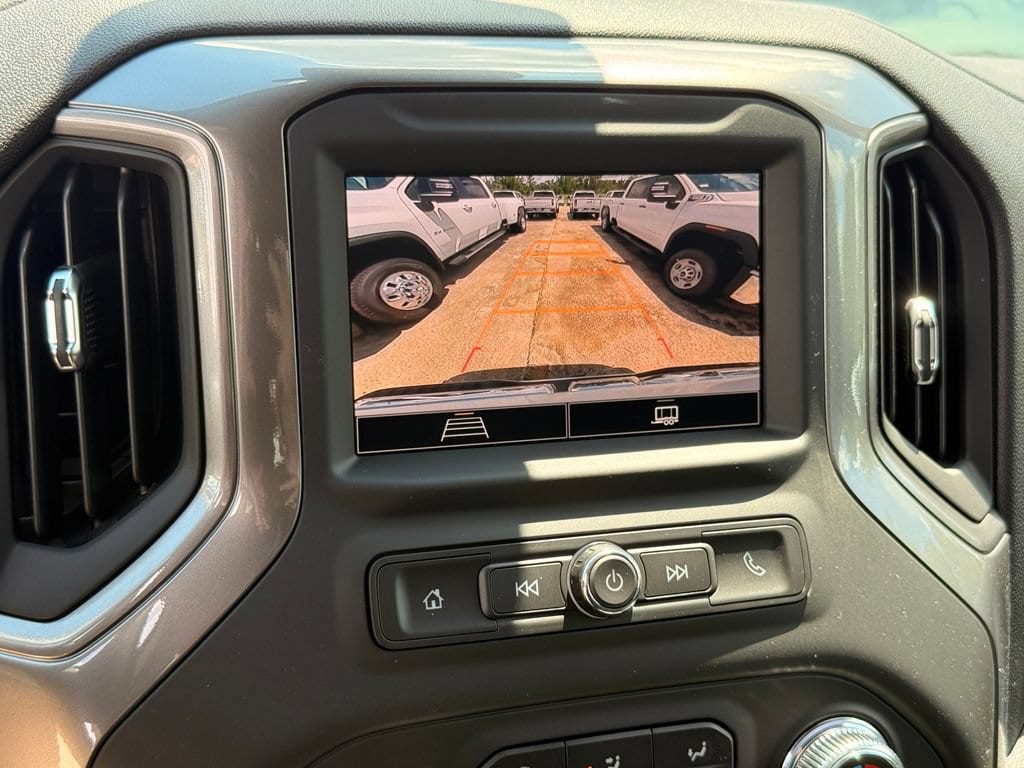 2026 GMC Sierra 2500HD Pro - Photo 18
