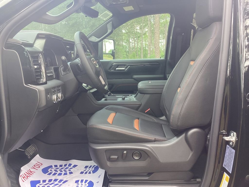 2026 GMC Sierra 2500HD AT4 - Photo 18