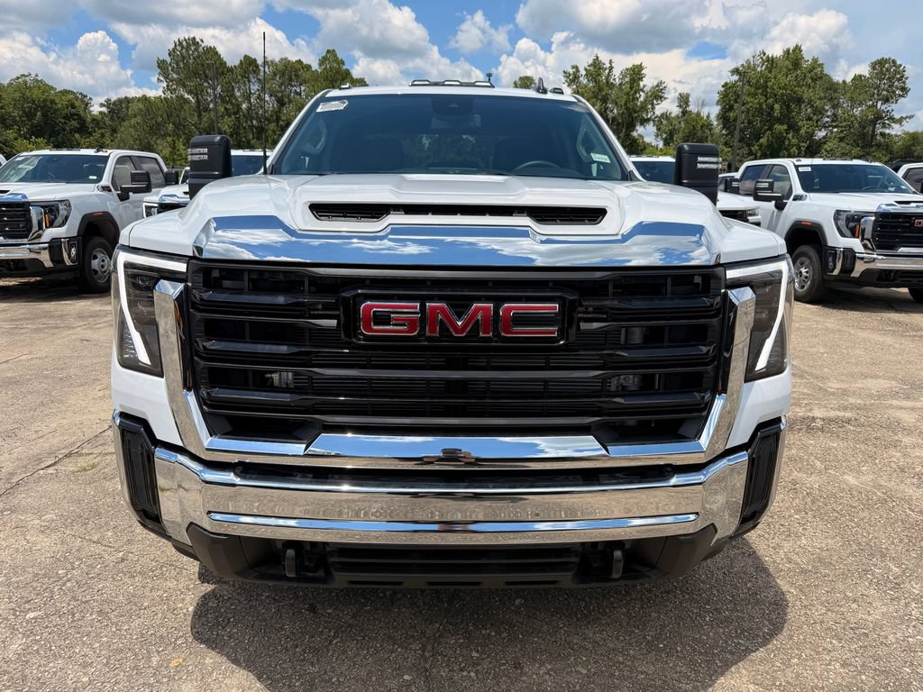 2026 GMC Sierra 3500 Chassis Cab Pro - Photo 8