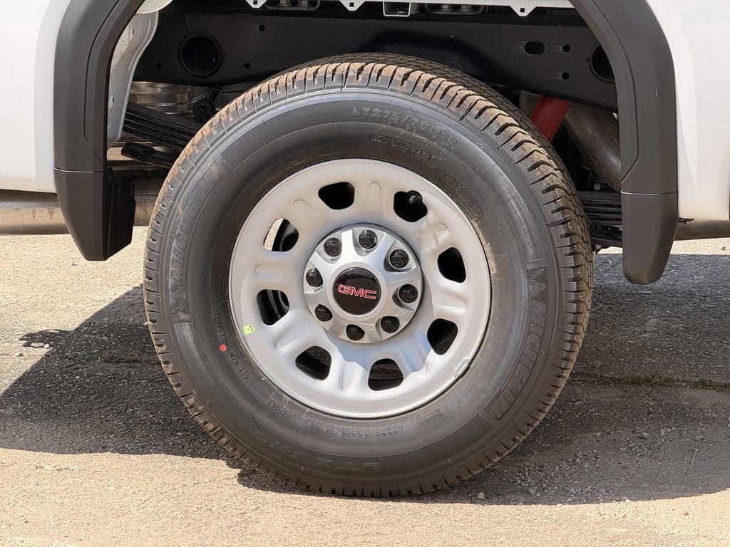 2026 GMC Sierra 2500HD Pro - Photo 10