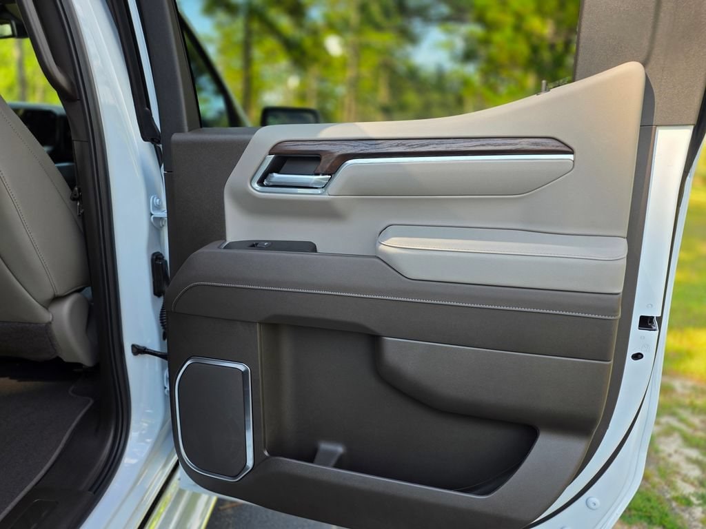 2026 GMC Sierra 1500 SLT - Photo 24