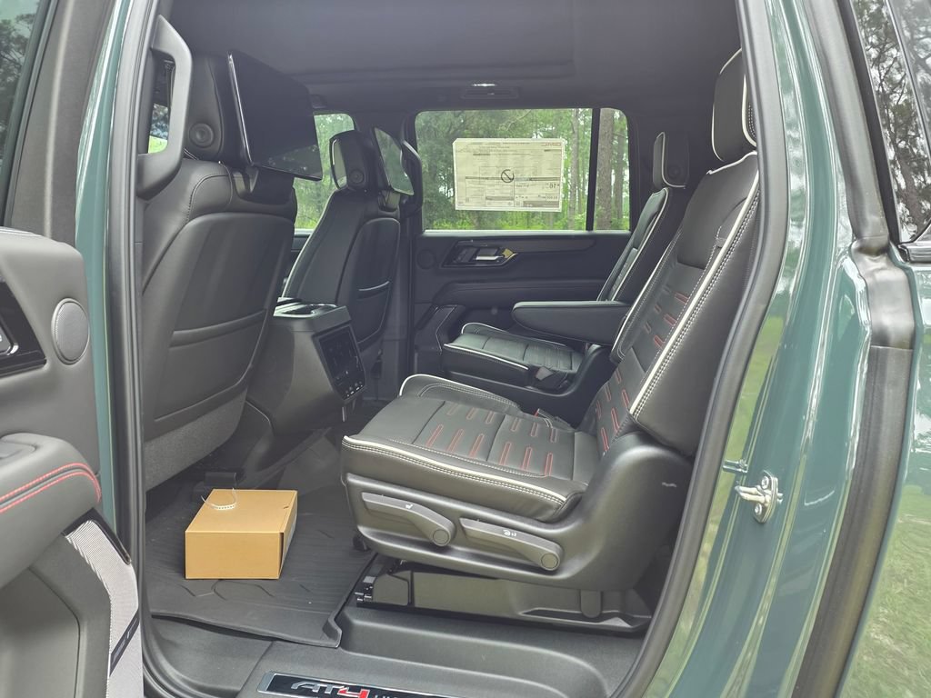 2026 GMC Yukon XL AT4 Ultimate - Photo 17