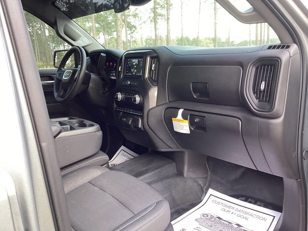 2025 GMC Sierra 1500 Pro - Photo 16