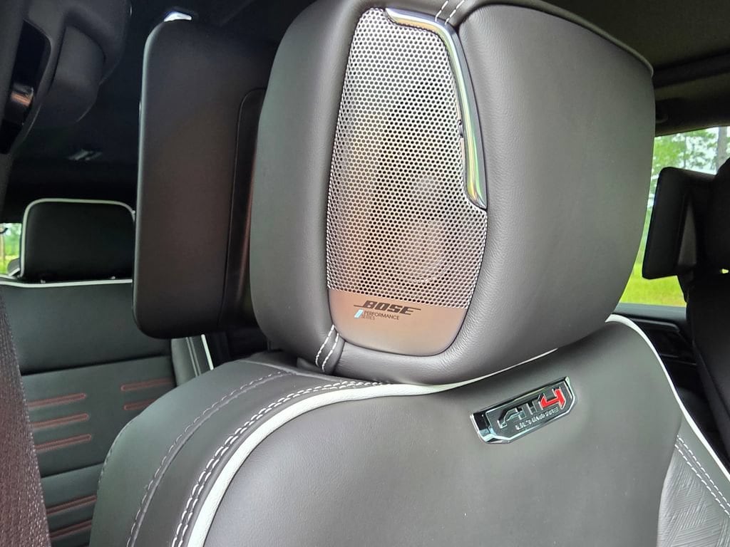 2026 GMC Yukon XL AT4 Ultimate - Photo 31