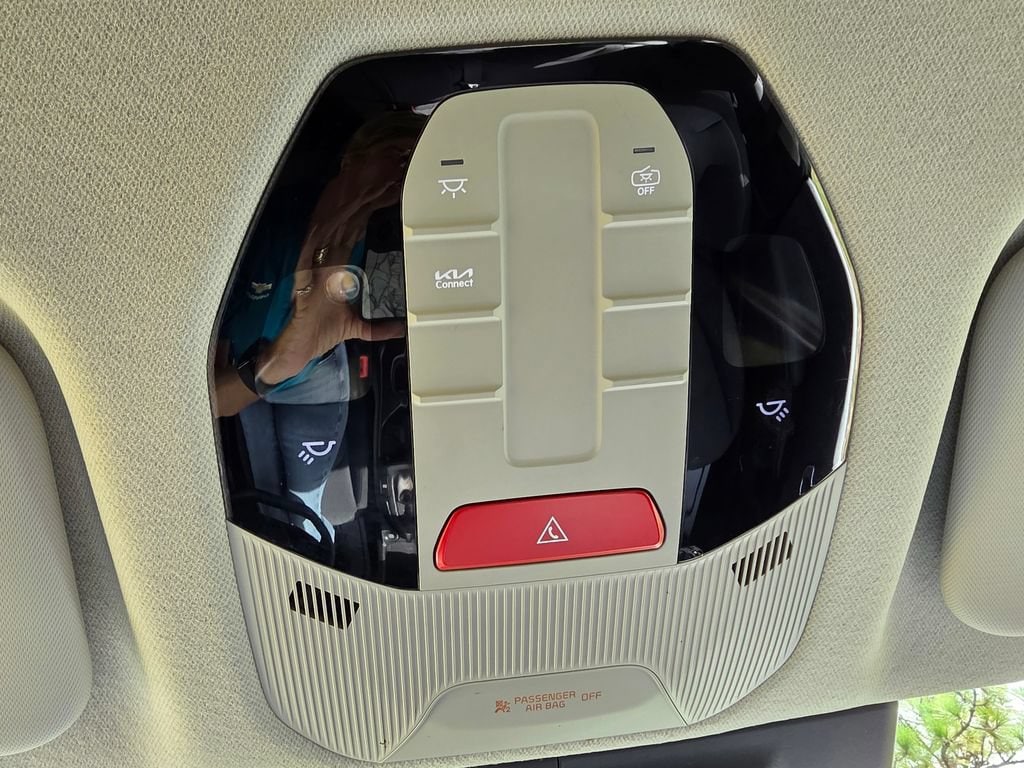 2025 Kia K4 LXS - Photo 26