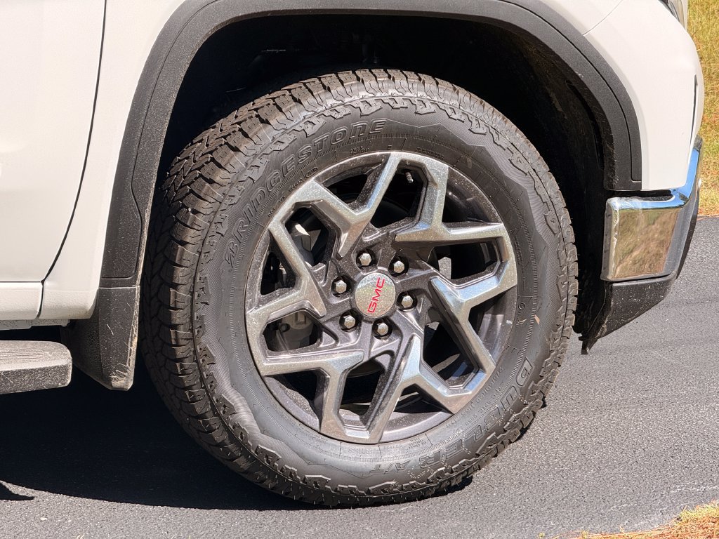 2026 GMC Sierra 1500 SLT - Photo 13