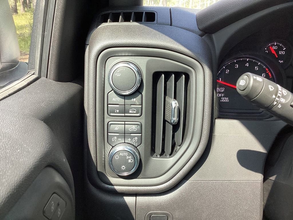 2025 GMC Sierra 1500 Pro - Photo 23