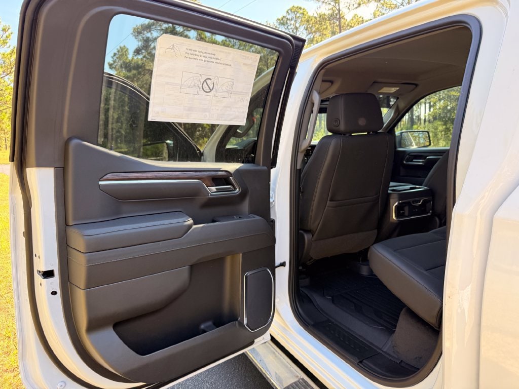 2026 GMC Sierra 1500 SLT - Photo 28