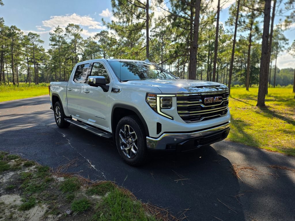 2026 GMC Sierra 1500 SLT - Photo 7