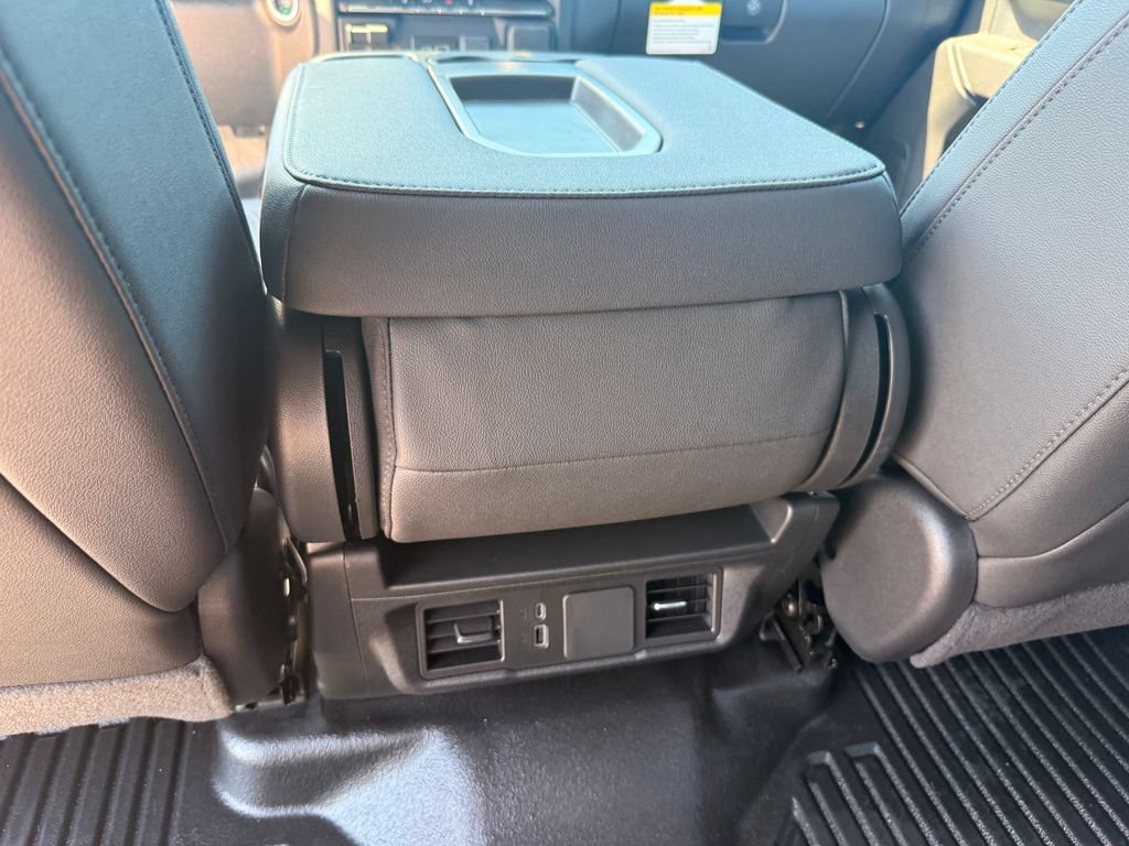 2026 GMC Sierra 2500HD Pro - Photo 25