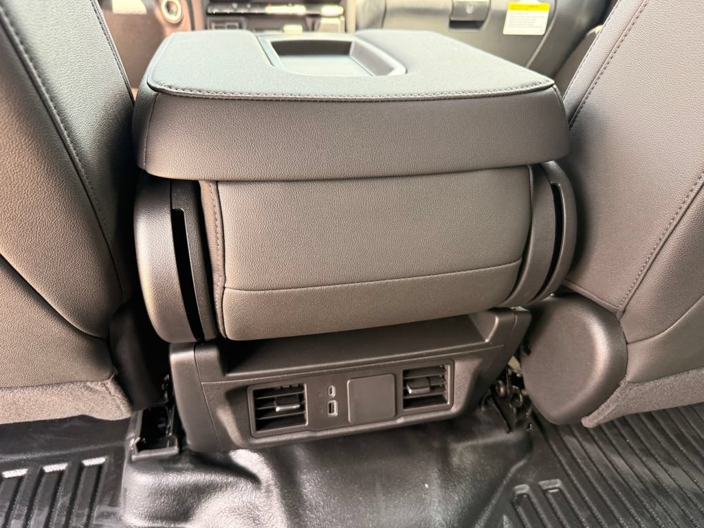 2026 GMC Sierra 3500 Chassis Cab Pro - Photo 26