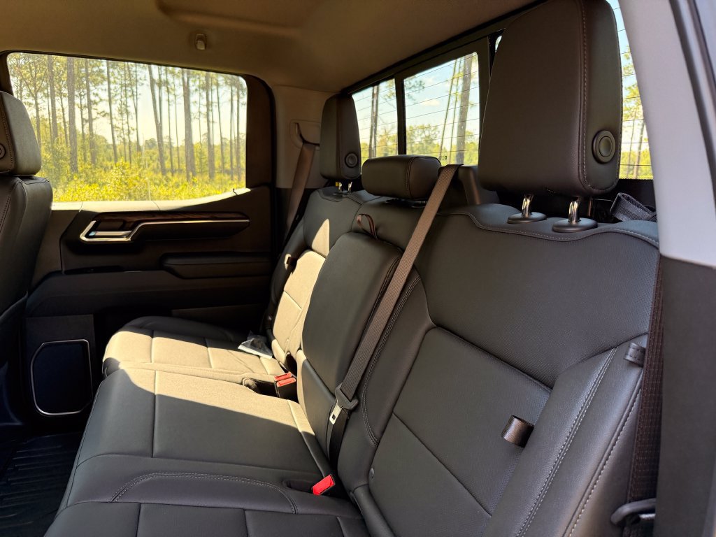2026 GMC Sierra 1500 SLT - Photo 31