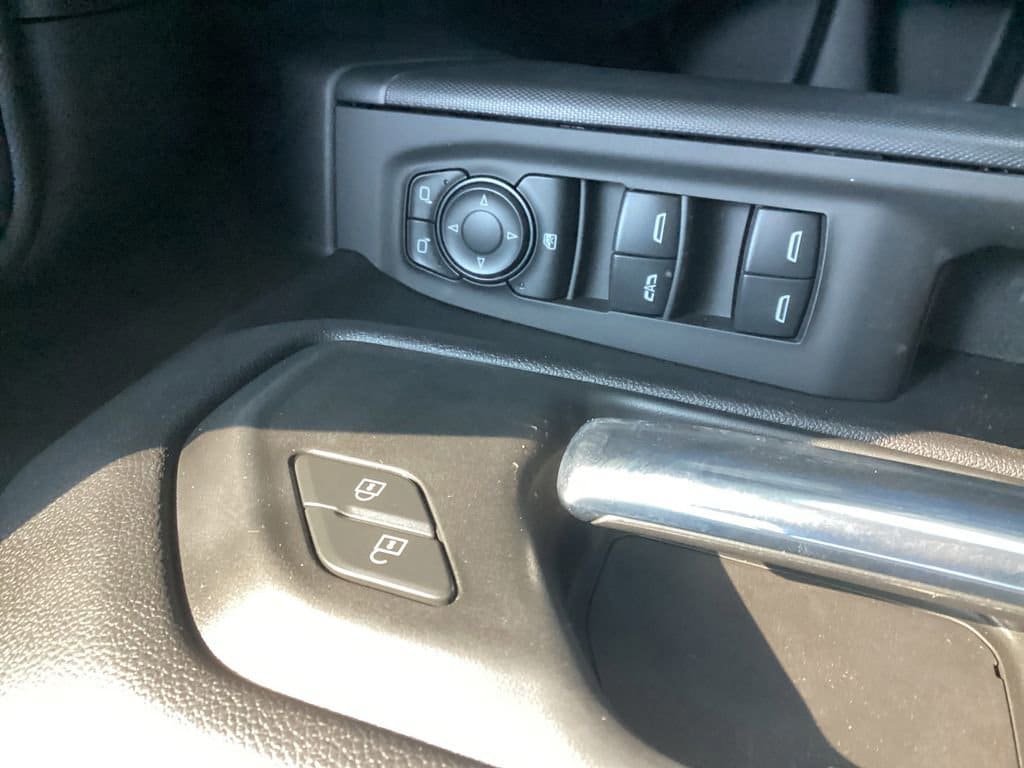 2025 GMC Sierra 1500 Pro - Photo 16