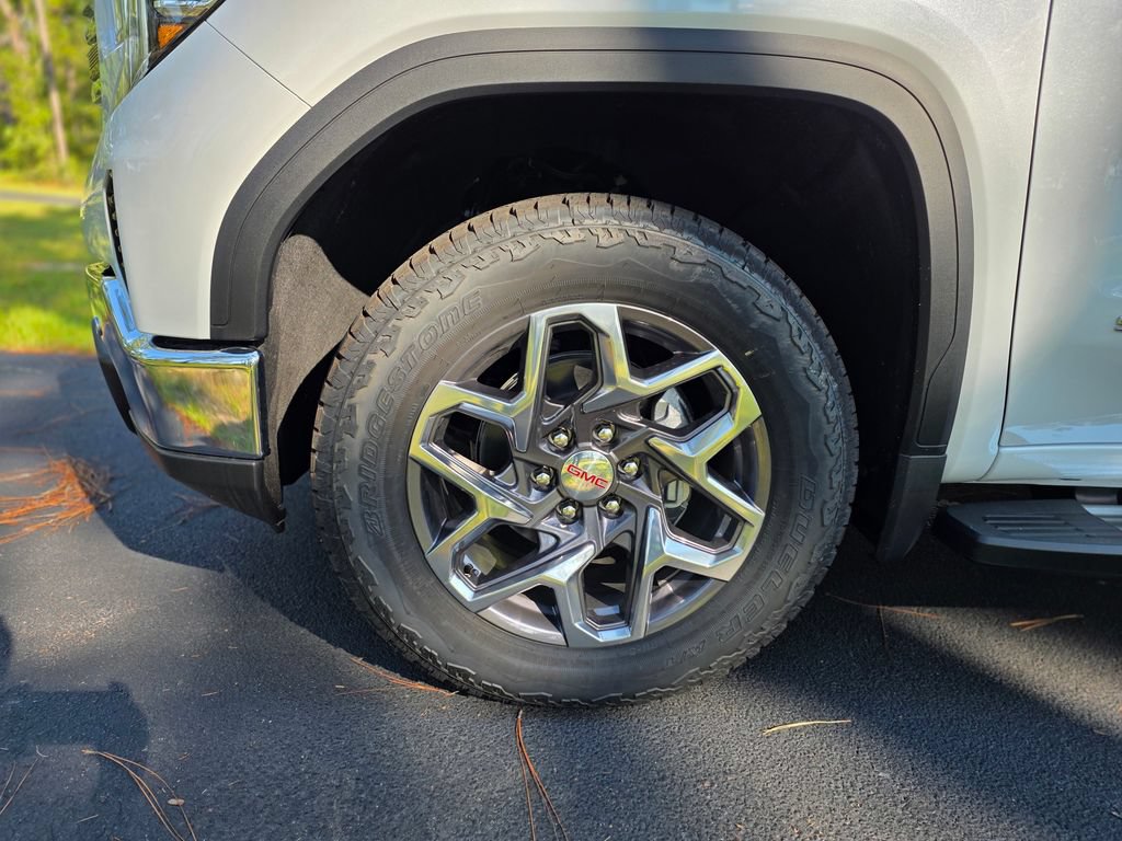 2026 GMC Sierra 1500 SLT - Photo 9