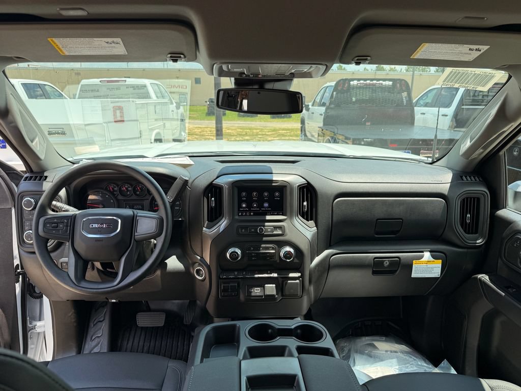 2026 GMC Sierra 3500 Chassis Cab Pro - Photo 15