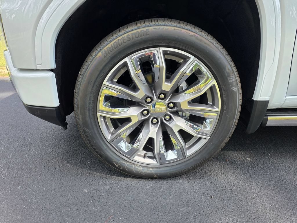 2026 GMC Sierra 1500 Denali - Photo 9