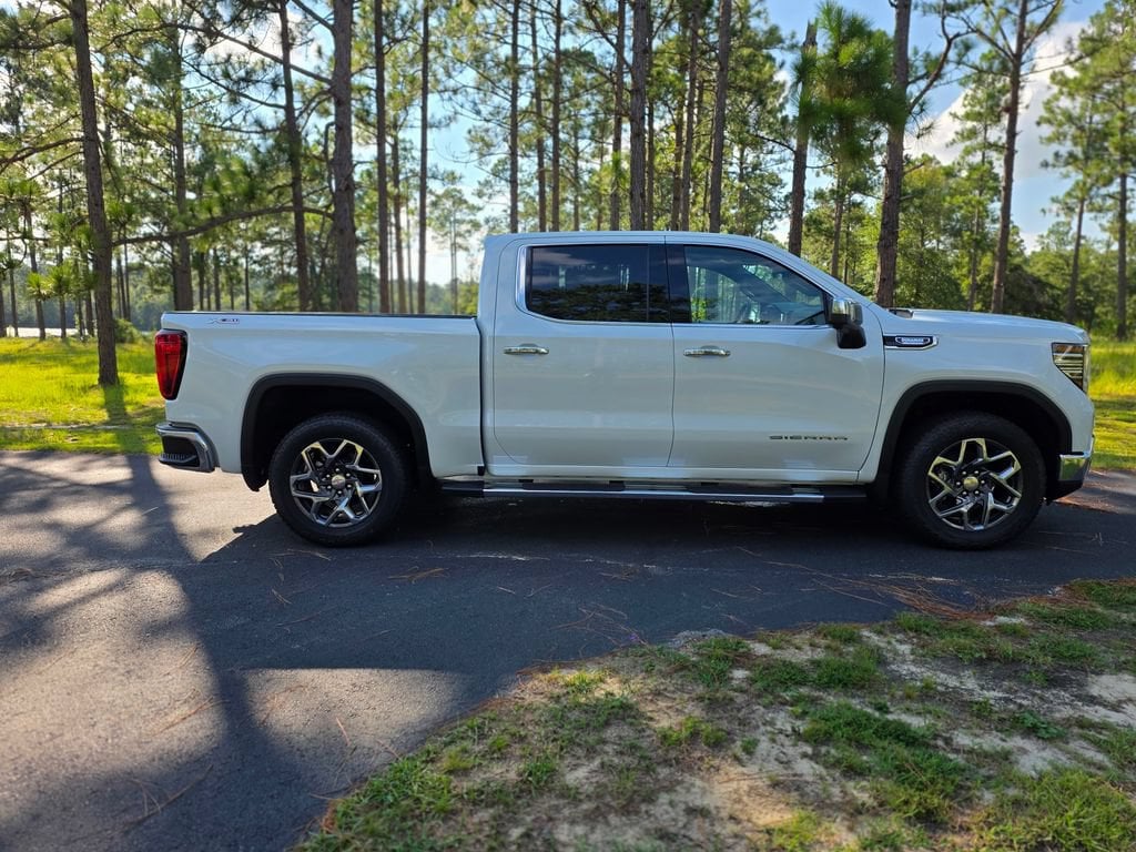 2026 GMC Sierra 1500 SLT - Photo 6