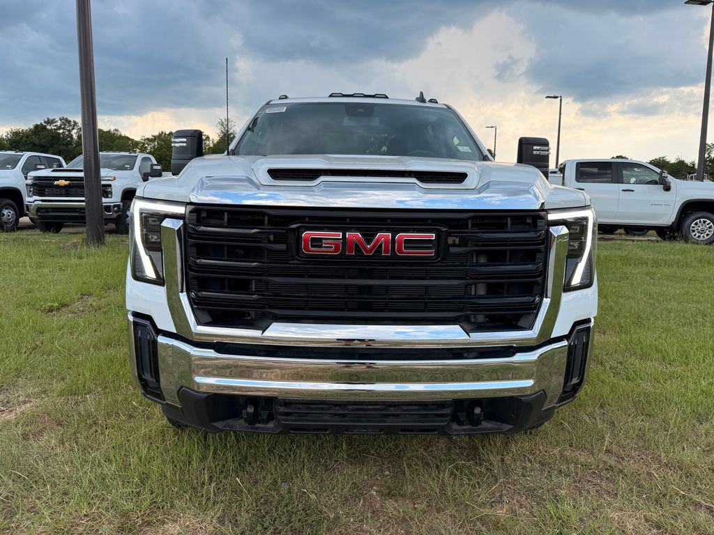 2025 GMC Sierra 3500 Chassis Cab Pro - Photo 9