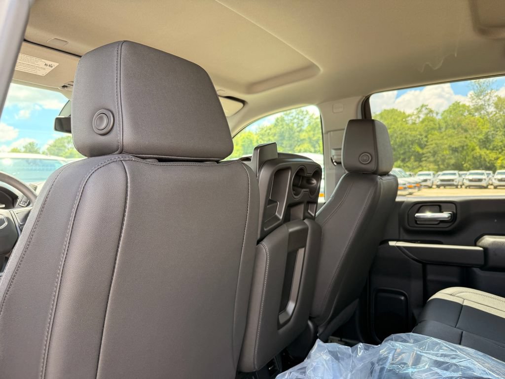 2026 GMC Sierra 3500 Chassis Cab Pro - Photo 22