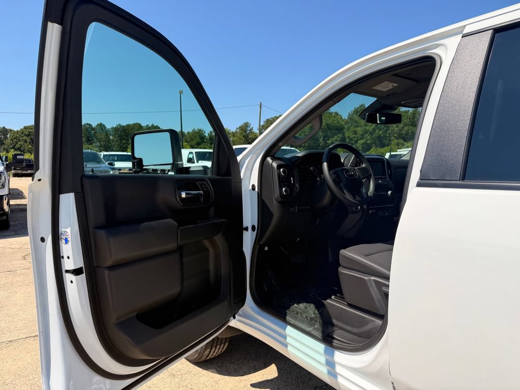 2026 GMC Sierra 2500HD Pro - Photo 11