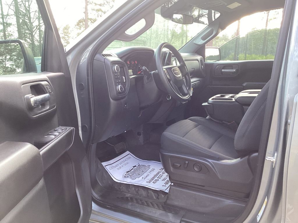2025 GMC Sierra 1500 Pro - Photo 9
