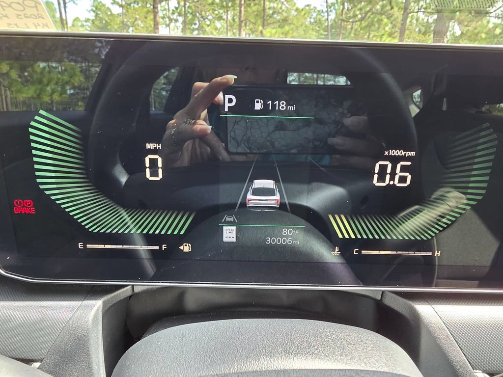2025 Kia K4 LXS - Photo 34