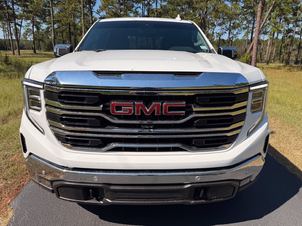 2026 GMC Sierra 1500 SLT - Photo 11