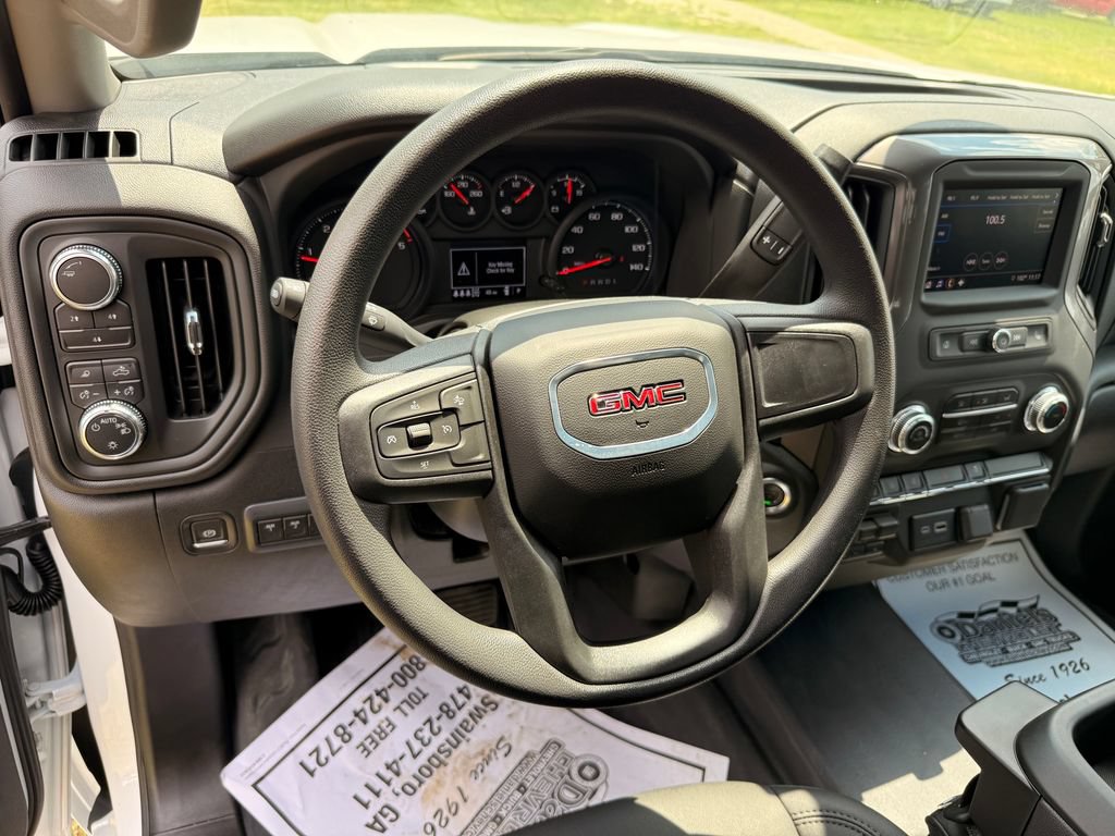 2025 GMC Sierra 3500 Chassis Cab Pro - Photo 16