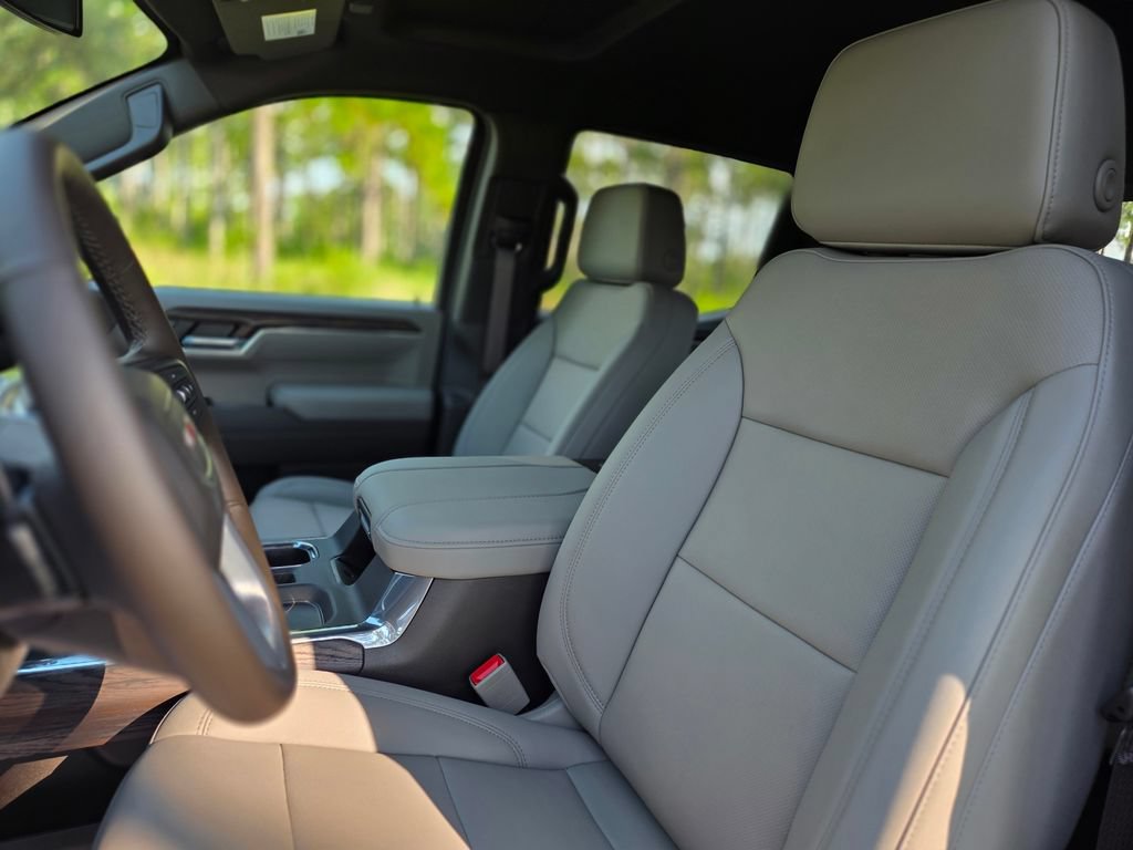 2026 GMC Sierra 1500 SLT - Photo 16