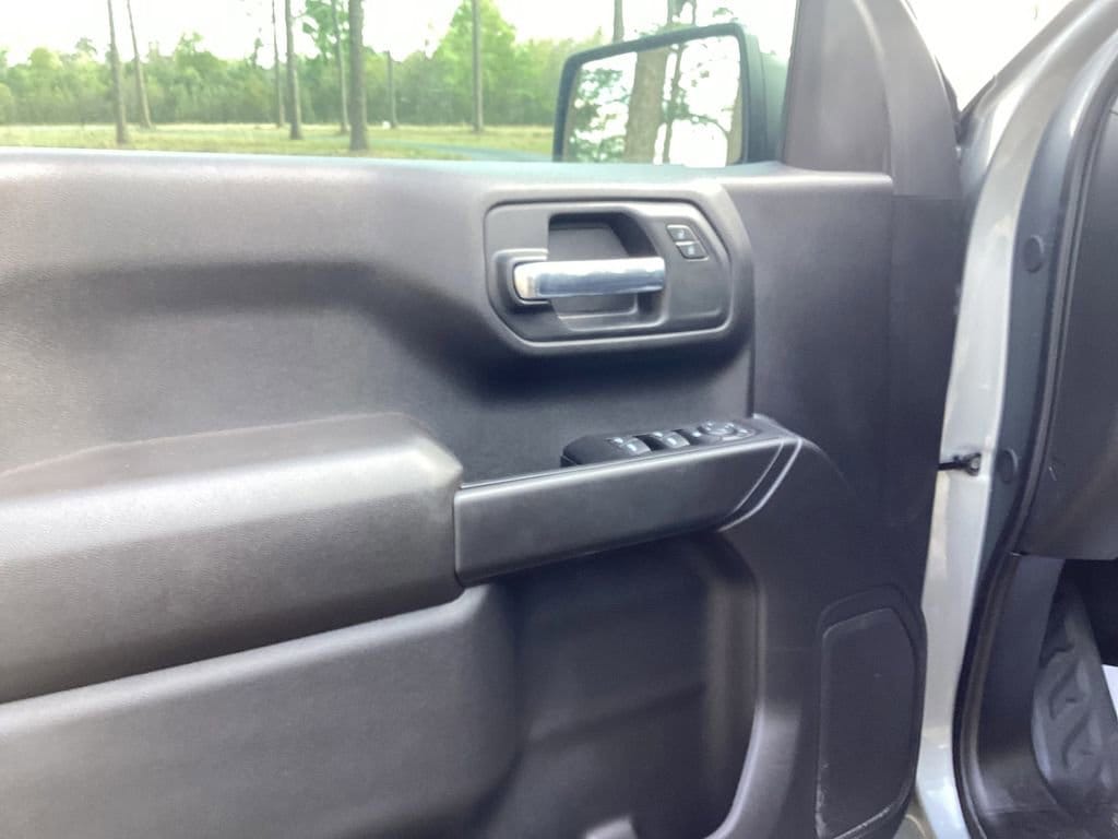 2025 GMC Sierra 1500 Pro - Photo 10
