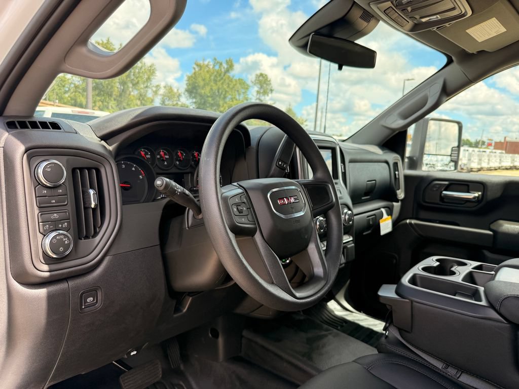 2026 GMC Sierra 2500HD Pro - Photo 13
