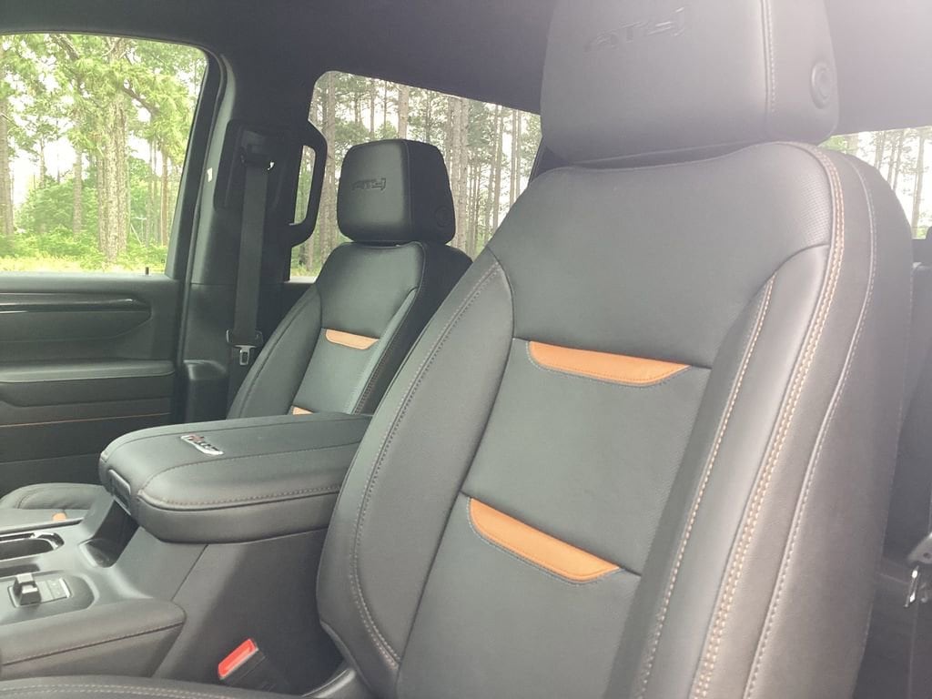 2026 GMC Sierra 2500HD AT4 - Photo 19