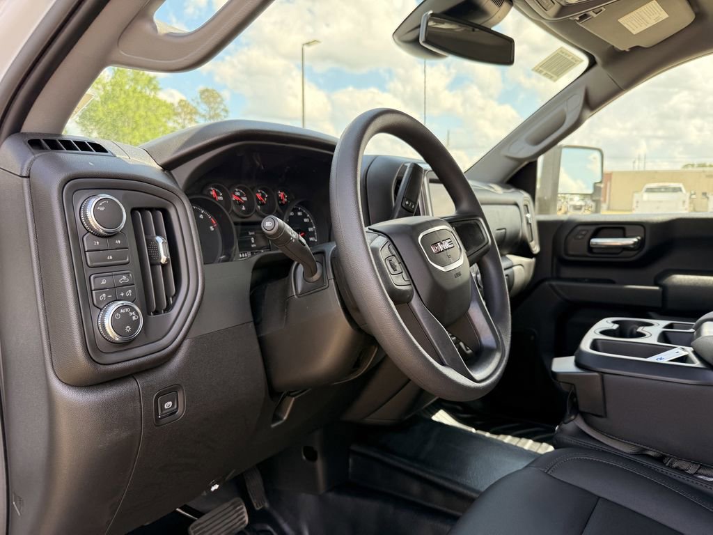 2026 GMC Sierra 2500HD Pro - Photo 13