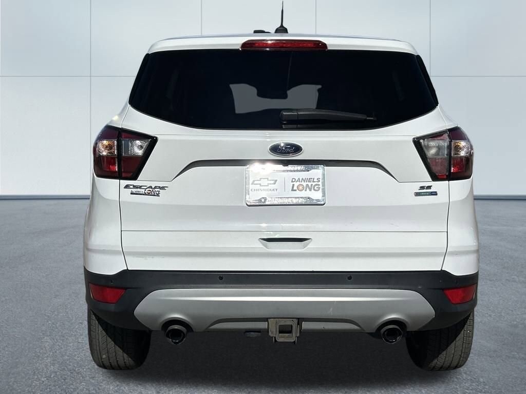 Used 2017 Ford Escape SE