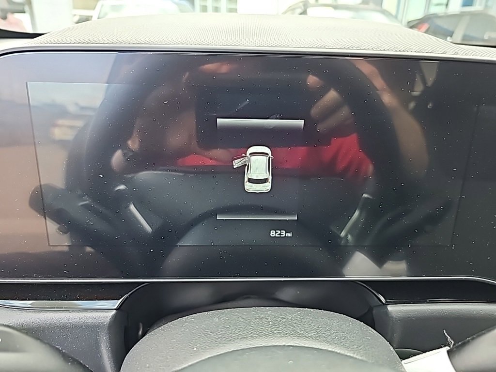 2024 Kia Niro EX Touring photo 4